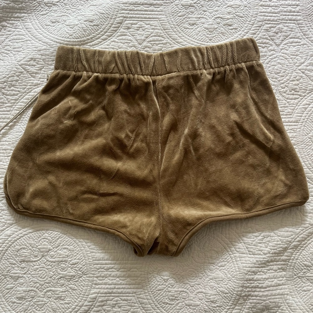 Essentials Fear of God Women’s Velour Beach Shorts LIKE NEW🌟 - Picture 8 of 8